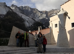 Visita a Colonnata nel distretto del marmo di Carrara