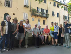 In der Via del Fosso in Lucca
